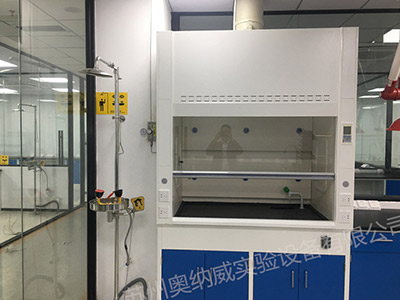 如何選擇不銹鋼實(shí)驗(yàn)室通風(fēng)柜呢？